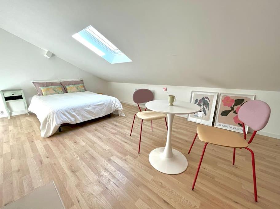 Studio Jade : Charmant Logement Place Clemenceau Appartement Pau Buitenkant foto