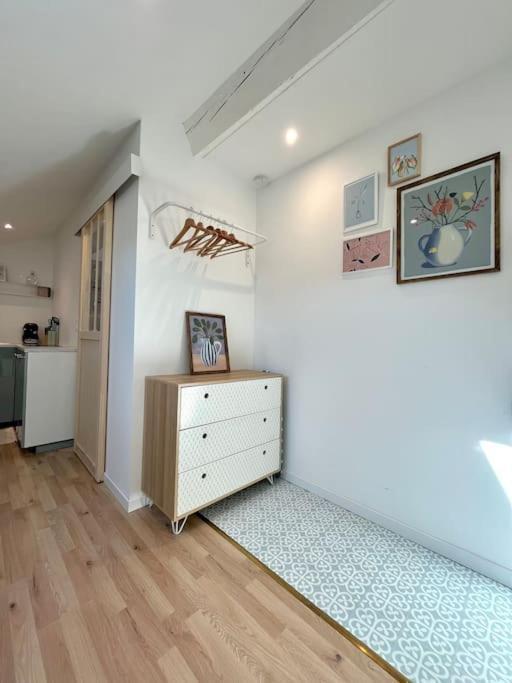 Studio Jade : Charmant Logement Place Clemenceau Appartement Pau Buitenkant foto