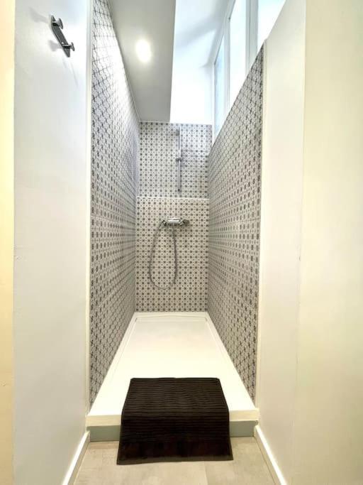 Studio Jade : Charmant Logement Place Clemenceau Appartement Pau Buitenkant foto